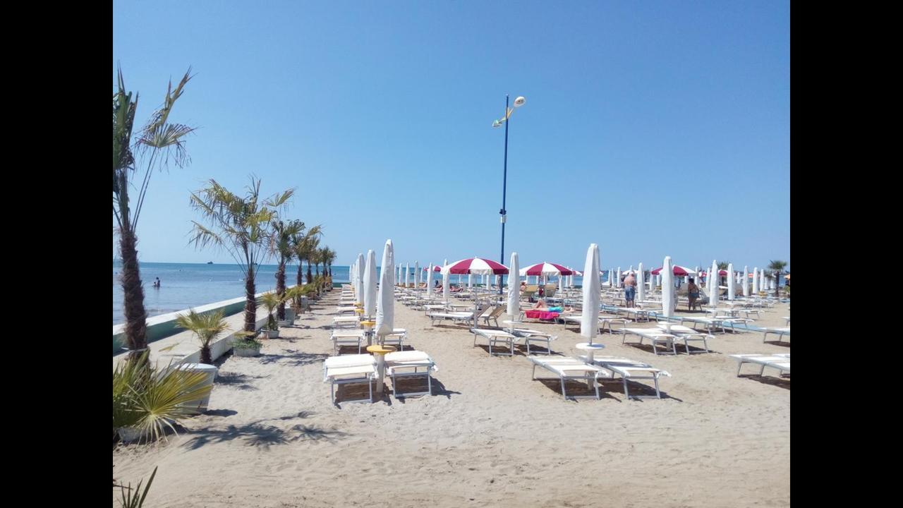 Maksimilian Apartament Durrës Zewnętrze zdjęcie