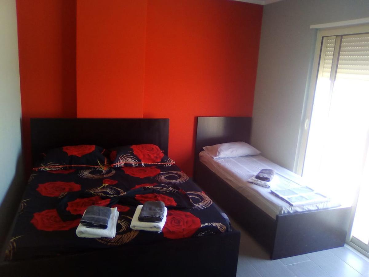 Maksimilian Apartament Durrës Zewnętrze zdjęcie